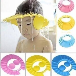 baby shower cap that protects babies’ eyes and ears during bathing.